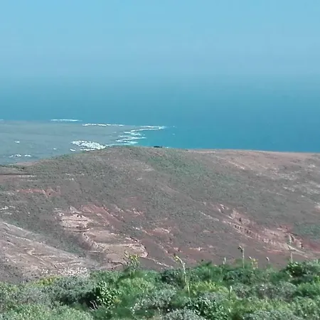 לינה וארוחת בוקר Finca Nada Mas B&B Lanzarote Island