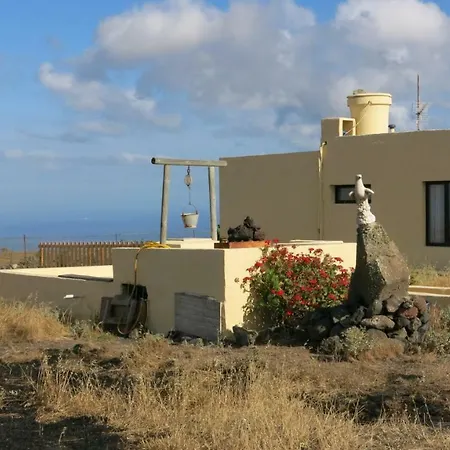 Finca Nada Mas B&B לינה וארוחת בוקר